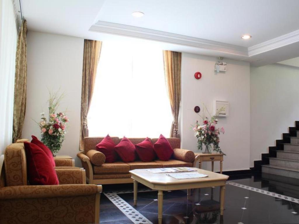 Romance Hotel Srinakarin Bangkok Dış mekan fotoğraf