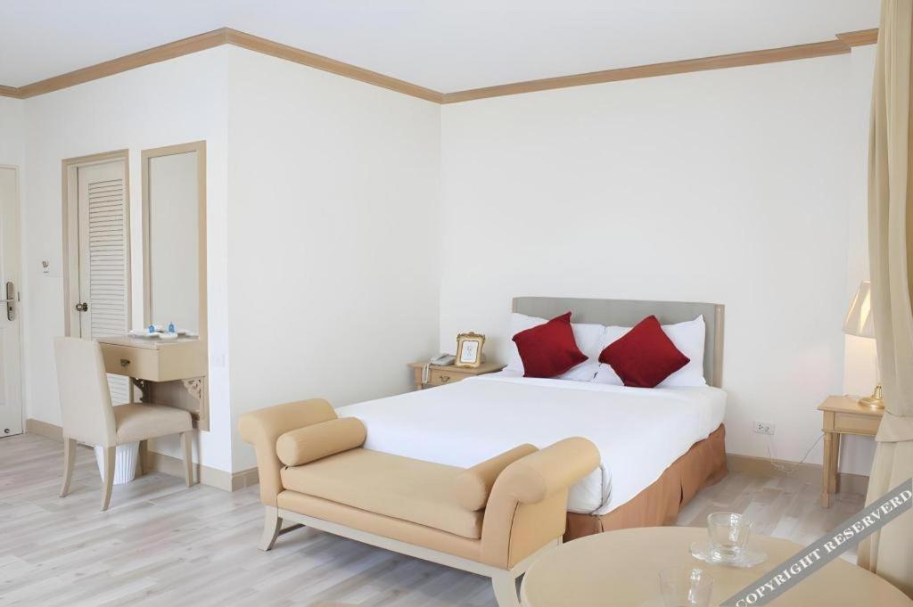 Romance Hotel Srinakarin Bangkok Dış mekan fotoğraf